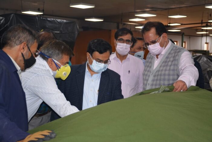 Commissioner Secretary I&C visits Bemina Woollen Mills