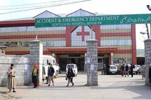 Covid-19 patients admitted in SMHS allege they left by authorities on the mercy of God Covid-19 patients admitted in SMHS allege they left by authorities on the mercy of God