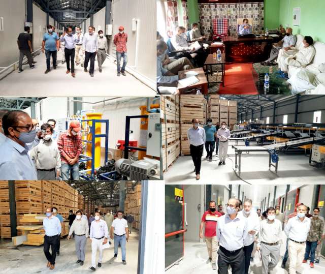 Director Horticulture Kashmir visits Shopian, meets stakeholders of Horticulture industry