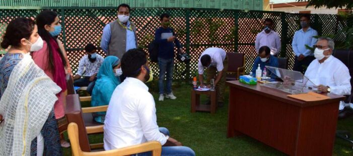 Govt’s grievance system witnesses massive response from people: Advisor Khan