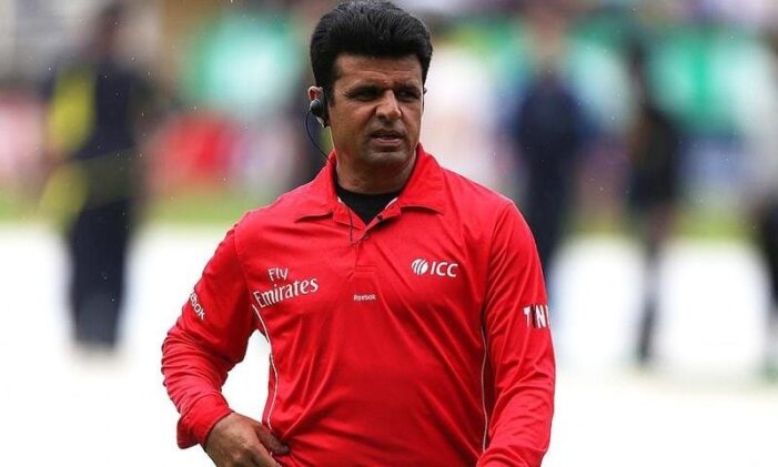 Record-holding Aleem Dar steps down