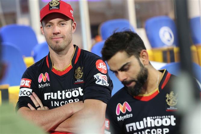 De Villiers played like a superhuman on a pitch where other batsmen struggled: Virat Kohli