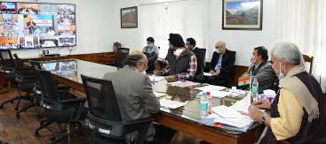 Lt Governor interacts with applicants through videoconferencing; issues on spot directions for disposal