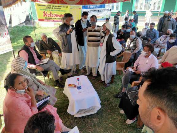 Day-3: B2V3 activities continue at Panzinara, Balhama Panchayat Halqas of Srinagar district