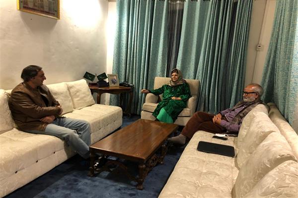 Sajad Lone calls on Mehbooba Mufti, discuss prevailing situation