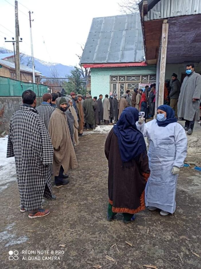 43.27% votes polled till 1 PM across J&K