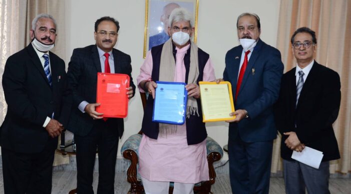 Former ministers, ex-legislators, public deputations call on Lt Governor