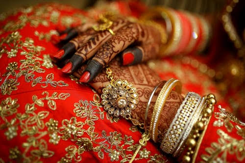 Body of Srinagar woman who died a day before her wedding to be exhumed Body of Srinagar woman who died a day before her wedding to be exhumed