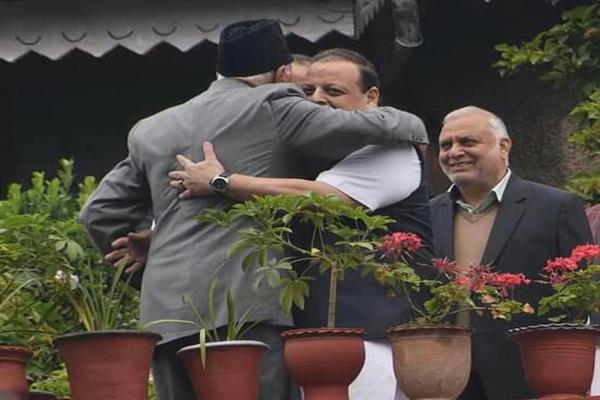BJP from top to bottom scared of PAGD, threatening statements from New Delhi speaks volumes: Devender Singh Rana BJP from top to bottom scared of PAGD, threatening statements from New Delhi speaks volumes: Devender Singh Rana