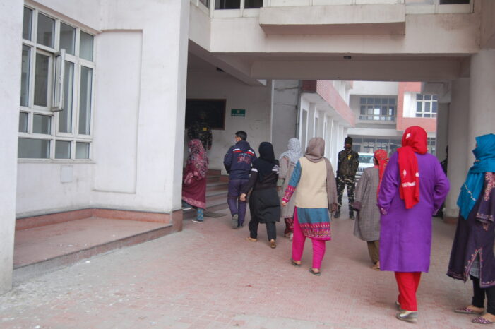 40.31 % votes polled till 1 PM across J&K