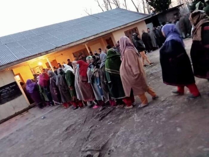 40.91% votes polled till 1 PM across J&K