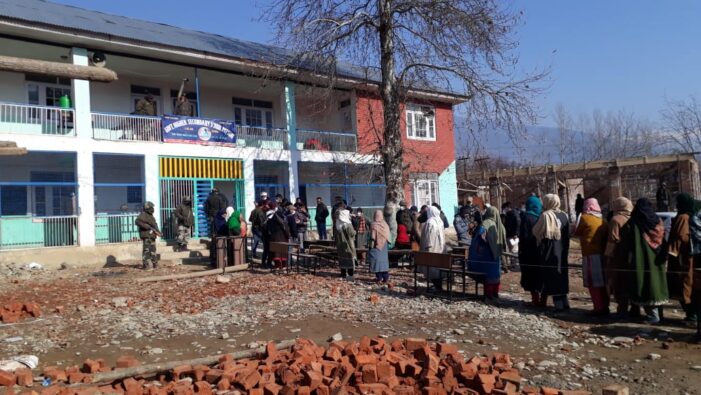26.07% votes polled till 11AM across J&K