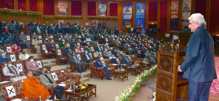 Lt Governor terms the launch of SEHAT Scheme as glorious chapter of J&K’s history