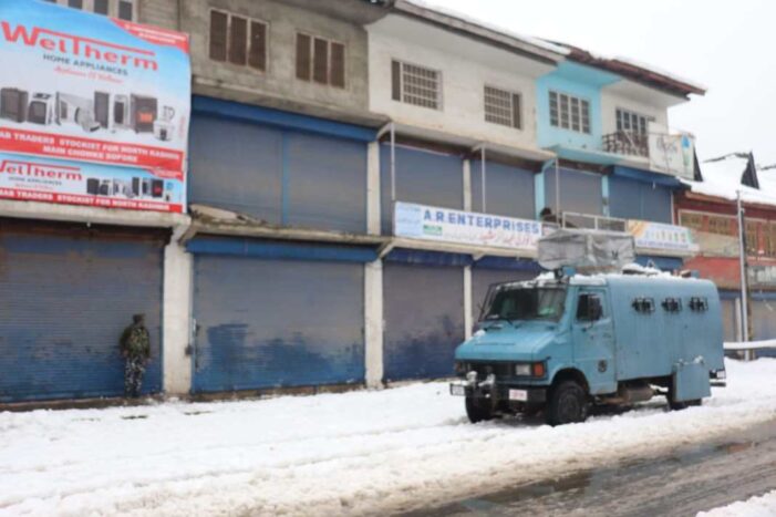 Sopore shuts down to mark 28th anniversary of massacre Sopore shuts down to mark 28th anniversary of massacre