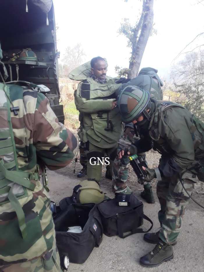 Locally-made’ IED defused in Mendhar Locally-made’ IED defused in Mendhar