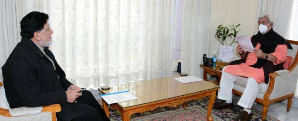Former Ministers, public delegation call on Lt Governor; hails UT Government for Forest Rights Act Former Ministers, public delegation call on Lt Governor; hails UT Government for Forest Rights Act