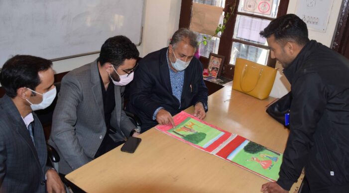 Dr Samoon pays surprise visit to Government ITIs Jammu Dr Samoon pays surprise visit to Government ITIs Jammu