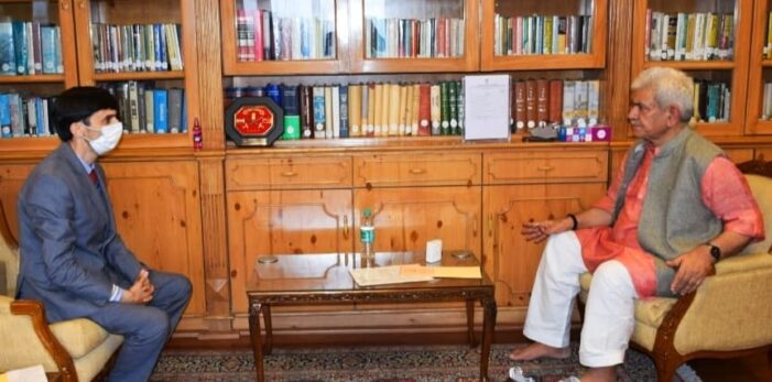 Director NIFT calls on Lt Governor Director NIFT calls on Lt Governor