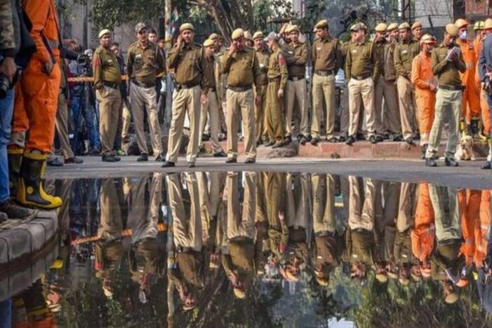 55 People Detained For Roaming Suspiciously In Karol Bagh During 5-Hour Search: Police