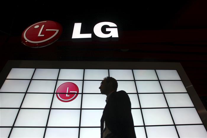 South Korea’s LG becomes first major smartphone brand to withdraw from market