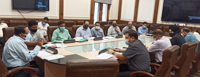 Efficient services to the public should be resolve of public service departments: Advisor Bhatnagar