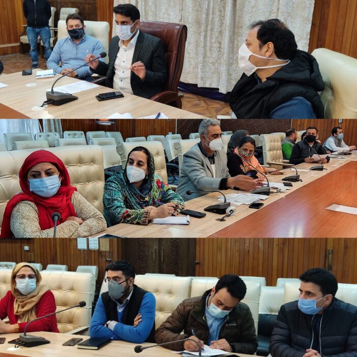 DC Srinagar directs for intensifying COVID-19 vaccination DC Srinagar directs for intensifying COVID-19 vaccination