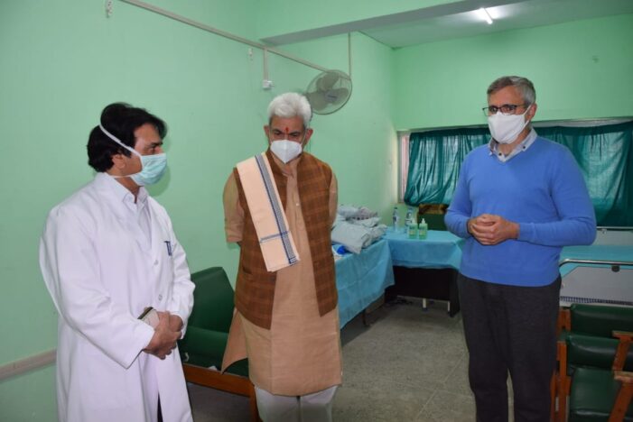 J-K LG Sinha visits hospital to enquire about Farooq Abdullah’s health J-K LG Sinha visits hospital to enquire about Farooq Abdullah’s health