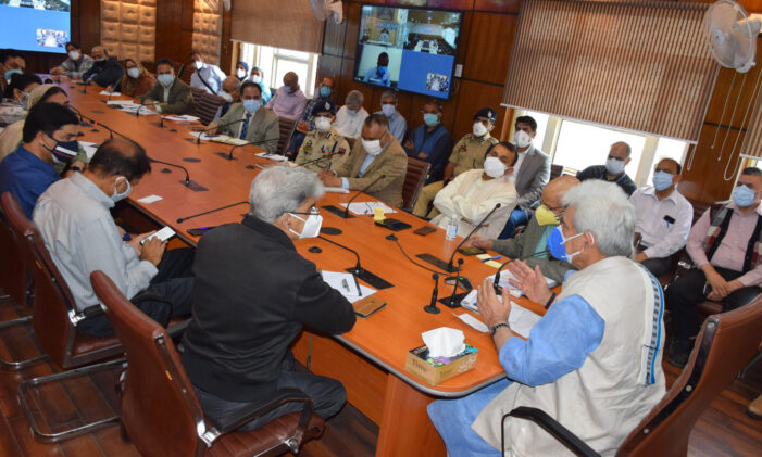Lt Governor chairs series of meetings with senior Doctors, Chief Medical Officers of Kashmir