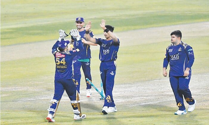Pace is ace as Quetta Gladiators bounce back to shock Lahore Qalandars