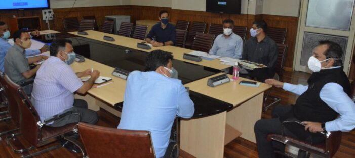 Advisor Baseer Khan reviews pending projects of Tourism Advisor Baseer Khan reviews pending projects of Tourism