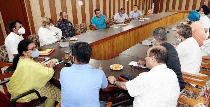 Director Animal Husbandry Jammu holds interaction with Dairy farmers Director Animal Husbandry Jammu holds interaction with Dairy farmers