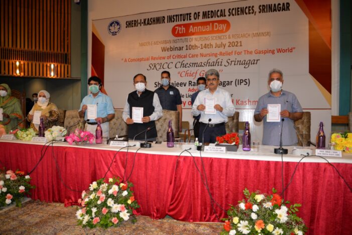 Role of Nursing, paramedical staff has amplified during the pandemic: Advisor Bhatnagar Role of Nursing, paramedical staff has amplified during the pandemic: Advisor Bhatnagar