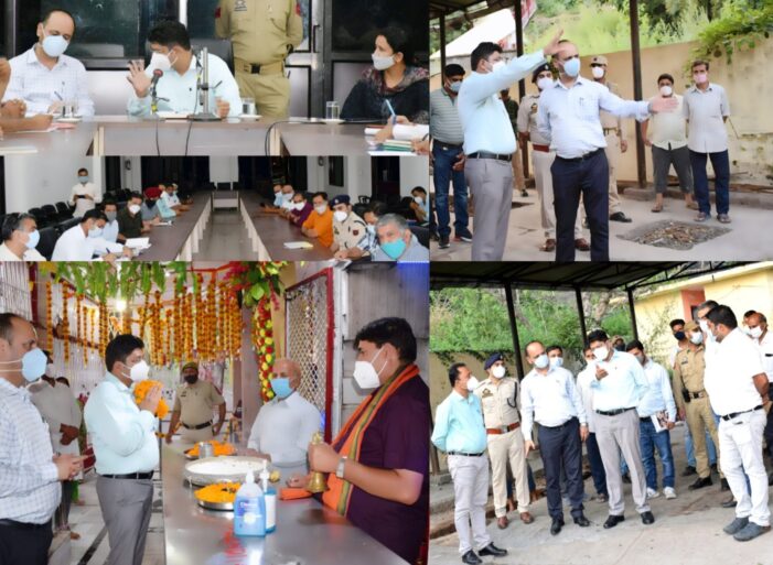 Div Com interacts with public representatives; listens to people’s grievances at Billawar Div Com interacts with public representatives; listens to people’s grievances at Billawar