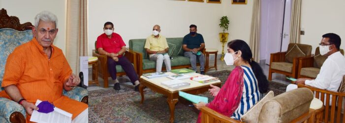 Delegation led by JMC Mayor calls on Lt Governor Delegation led by JMC Mayor calls on Lt Governor