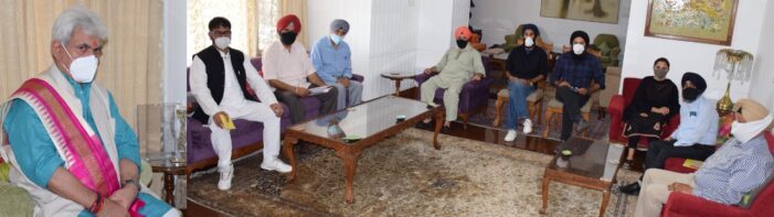 Sikh Minority Forum, J&K calls on Lt Governor Sikh Minority Forum, J&K calls on Lt Governor