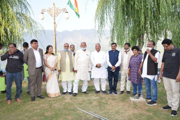 Parliamentary Standing Committee’s Kashmir study tour concludes