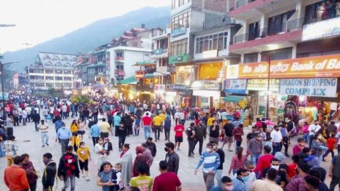People Thronging Tourist Hotspots Is A Major Cause Of Concern As COVID Is Not Over: Centre