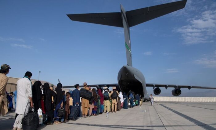 Western nations warn of terror threat at Kabul airport