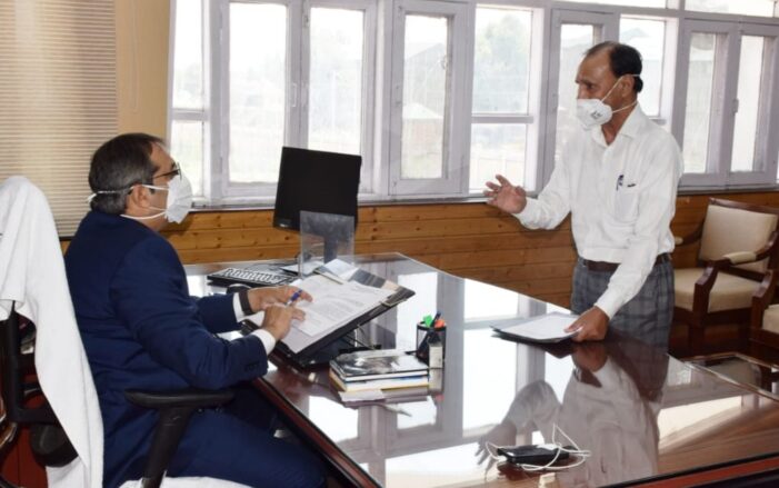 Dozens of deputations, individuals call on Advisor Baseer Khan at Civil Secretariat Dozens of deputations, individuals call on Advisor Baseer Khan at Civil Secretariat