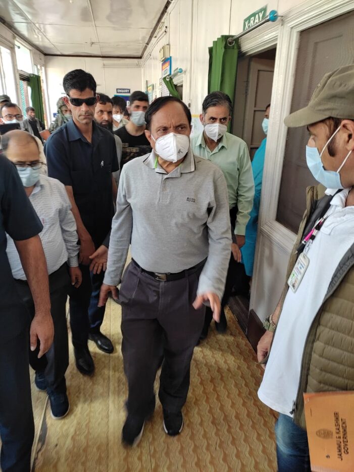 Advisor Bhatnagar visits Sub-District Hospital, NTPHC Pahalgam Advisor Bhatnagar visits Sub-District Hospital, NTPHC Pahalgam