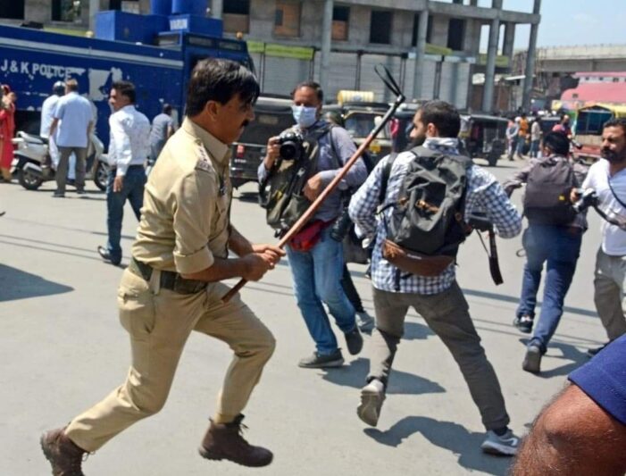 Thrashing of journalists: DGP orders action against police officer Thrashing of journalists: DGP orders action against police officer