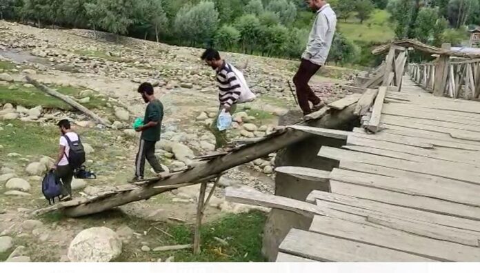 24 years on, Bridge nowhere in sight after inaugurated by politicians in 1997