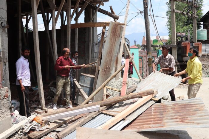 LAWDA conducts demolition drive in various city areas
