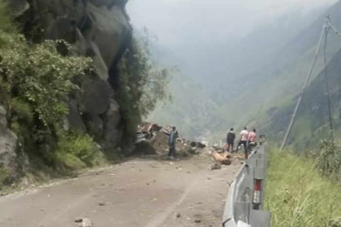Over 40 Feared To Be Trapped As Major Landslide Hits Bus In Himachal’s Kinnaur
