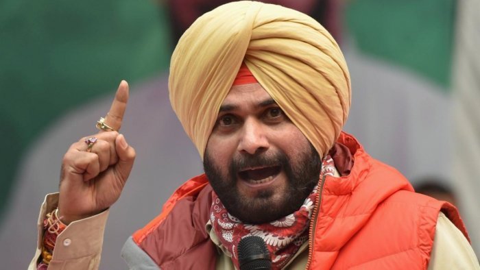 Navjot Singh Sidhu resigns as Punjab Congress chief Navjot Singh Sidhu resigns as Punjab Congress chief