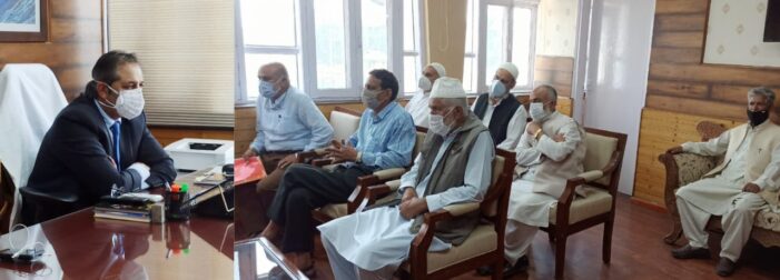 Deputations, individuals call on Advisor Baseer Khan at Civil Secretariat