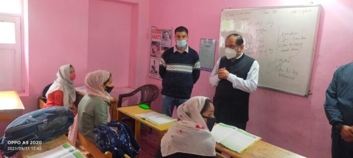 Advisor Bhatnagar visits ITI Seer, HSS Pahalgam Advisor Bhatnagar visits ITI Seer, HSS Pahalgam