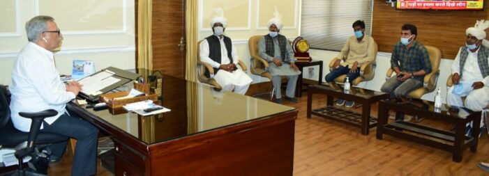 Advisor Farooq Khan meets delegations; assesses their issues, concerns Advisor Farooq Khan meets delegations; assesses their issues, concerns