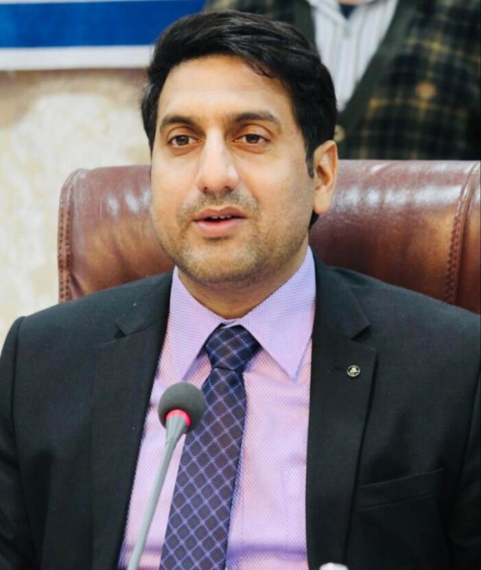 DC hands over fully Loaded BLS Ambulance to CMO Srinagar DC hands over fully Loaded BLS Ambulance to CMO Srinagar