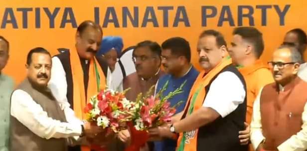 After resigning from NC, Devender Rana, Surjit Singh Slathia join BJP After resigning from NC, Devender Rana, Surjit Singh Slathia join BJP